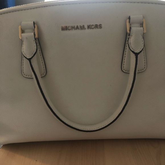 White Michael Kors purse - Picture 2 of 5